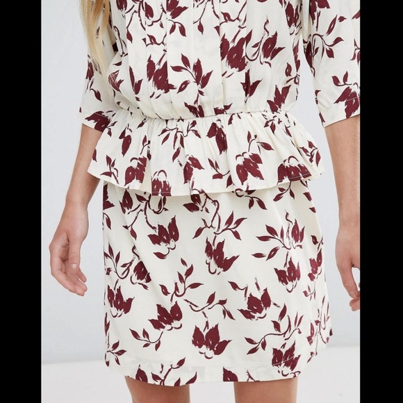 GANNI Pleated Crepe Ivory Floral Viscose Dress - Picture 3 of 14